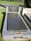 image of grave number 351565